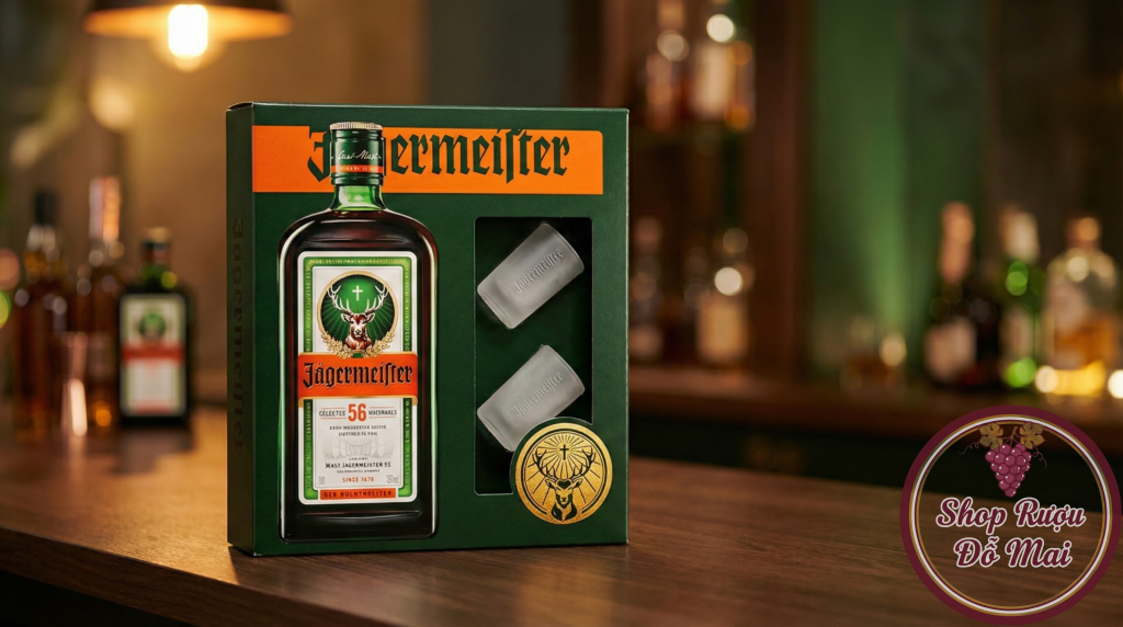 Giới thiệu Hộp quà Jagermeister kèm ly shot - Set quà tặng rượu thảo mộc Đức cao cấp