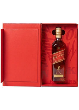 Johnnie Walker Red Label Hộp Quà Tết 2026 Bên trong